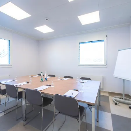 Hotel Express Luzern-neuenkirch By Ihg
